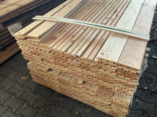 Ca. 80x Douglas design/tripple/deens profiel, 22x142mm, lengte 300cm